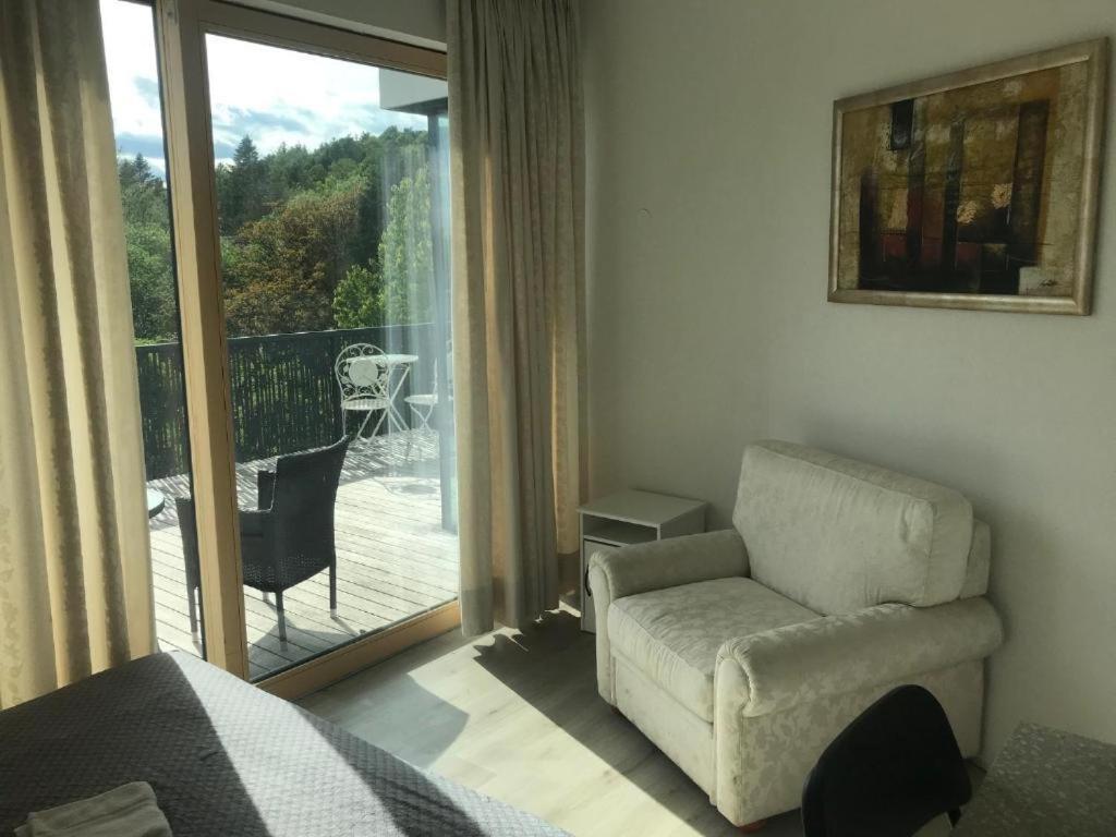 R41 - Tivoli Groundfloor Apartment Любляна Екстер'єр фото